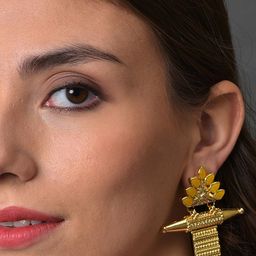 SOHI Women Gold Plated Contemporary Drop Earrings-30