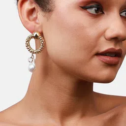 SOHI Gold-Plated Circular Drop Earrings image 3