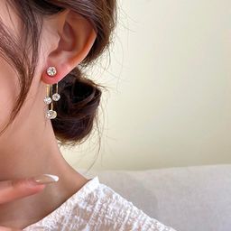 Yellow Chimes Women Gold Toned Crystal Studded Tassel Drop Earrings image 5