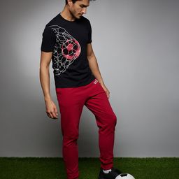 Celio Men Maroon FIFA WC'22 Cotton Regular Fit Sports Joggers-image-80