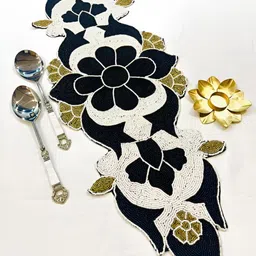 YWULY Black & White Floral Beads Embellished Abstract Shape Table Runner-46