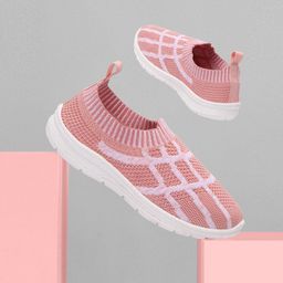 SPRENGE Girls Textured Lightweight Slip-On Sneakers-32