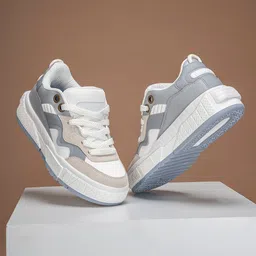 Red Tape Men Round Toe Sneakers-43