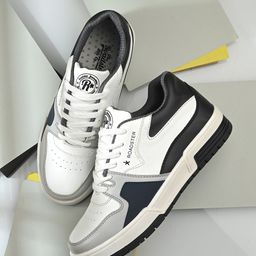 The Roadster Lifestyle Co Women Colorblocked Round Toe Lace Up Casual Sneakers-32