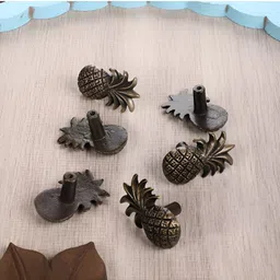 Two Moustaches Brown 6 Pieces Textured Iron Pineapple Design Cabinet Knobs-3