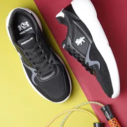 Red Tape Men Mesh Lace-Ups Sneakers-77