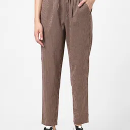 ONLY Women Brown Checked High-Rise Pleated Trousers-image-15