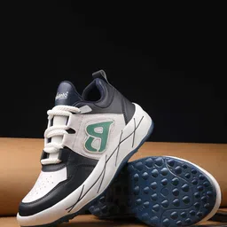 Vellinto Men Colourblocked Lightweight Comfort Insole Contrast Sole Lace-Ups Sneakers-picture-4