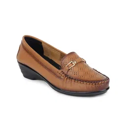 Zoom Shoes Women Laser Cut Heeled Leather Horsebit Loafers-image-27