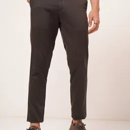 HIGHLANDER Men Tapered Fit Mid-Rise Cotton Trousers-image-46