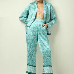 Vero Moda Women Abstract Printed Straight Fit Trousers-image-32