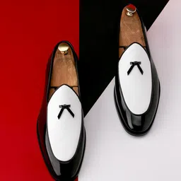 GRIFFIN Men Colourblocked Round Toe Lightweight Loafers-picture-4