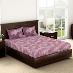 SPACES Pink Geometric Cotton 144 TC King Bedsheet with 2 Pillow Covers-17