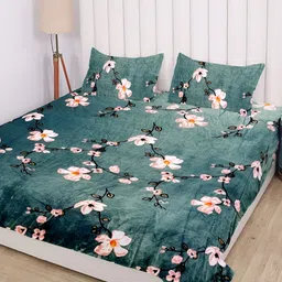 RD TREND Blue & White Floral 210 TC King Bedsheet with 2 Pillow Covers-image-85