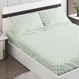 Home Centre Green & White 144 TC Microfibre Queen Bedsheet with 2 Pillow Covers-image-84