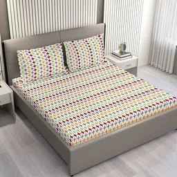 Layers Aria Green & Red Geometric Microfiber 120 GSM Double Queen Bedsheet Set-2.54mx2.23m-image-63