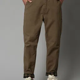 Breakbounce Olive Green Men Carrot Mid Rise Plain Cotton Chinos-image-74