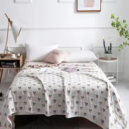 JC HOME White & Blue Cartoon Characters Summer 350 GSM Cotton Single Bed Blanket-picture-3