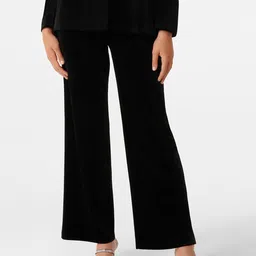 Forever New Women Velvet High-Rise Parallel Trousers-image-34