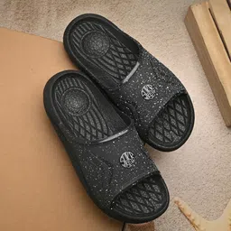 SPYKAR Men Printed Sliders-14