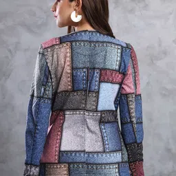 TANDUL Geometric Printed Indigo Button Shrug image 2