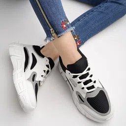 Shoetopia Girls Colourblocked Lightweight Sneakers-picture-13