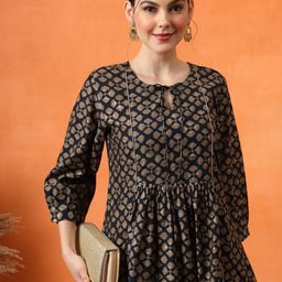 Anouk Floral Printed Pleated Kurta with Trousers-picture-24