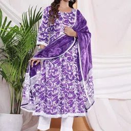PARTHVI Women Floral Printed Regular Thread Work Kurta with Trousers & With Dupatta image 3