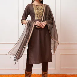Vishudh Taupe Ethnic Motifs Printed Regular Kurta with Trouser & Dupatta-image-38