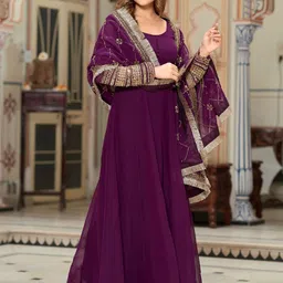 GRISHU COLLECTION Embroidered Sequinned Empire Anarkali Kurta With Trouser & Dupatta image 5