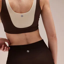 CAVA Curve It Right Colorblocked Full Coverage High Support Workout Bra image 4