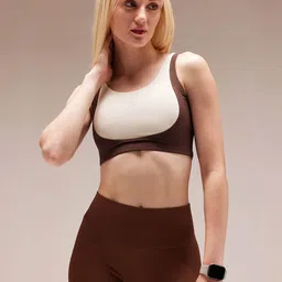 CAVA Curve It Right Colorblocked Full Coverage High Support Workout Bra image 5