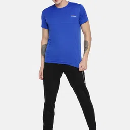 Van Heusen Men Solid Swift Dry Anti Microbial Active T-Shirt image 3
