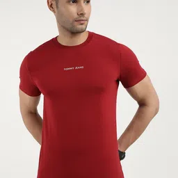 Tommy Hilfiger Men Solid Slim Fit T-shirt-image-75