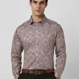 V Dot Men Spread Collar Ethnic Motifs Printed Cotton Slim Fit Formal Shirt-image-24