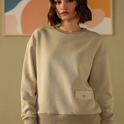 Muvazo Women Round Neck Pocket Detailing Sweatshirt-image-22