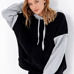 Trend Alacati stili Colourblocked Hooded Neck Long Sleeve Cotton Pullover Sweatshirt-image-16