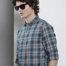 The Indian Garage Co Men Checked Casual Shirt-image-72
