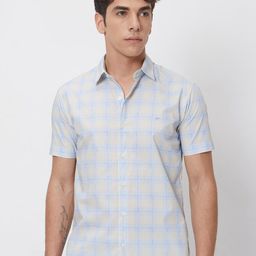 Mufti Checked Spread Collar Slim Fit Opaque Cotton Casual Shirt-picture-33