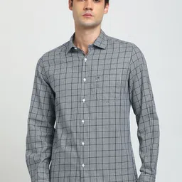 Turtle Men Relaxed Slim Fit Opaque Checked Casual Shirt-image-95