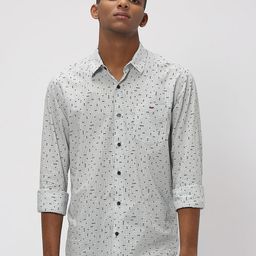 Mufti Plus Size Trim Slim Fit Geometric Printed Pure Cotton Casual Shirt-image-31