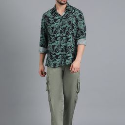 Kotty New Green & Black Floral Printed Spread Collar Relaxed Fit Casual Shirt-image-10