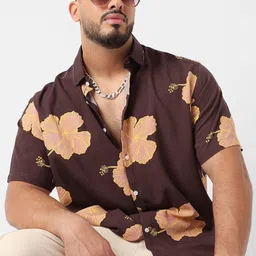 Instafab Plus Classic Regular Fit Floral Printed Spread Collar Casual Shirt-image-16
