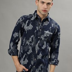 True Religion Regular Fit Abstract Printed Spread Collar Cotton Casual Shirt-picture-12