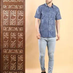 Streaks & Crosses Smart Polka Dots Printed Spread Collar Cotton Casual Shirt-image-44