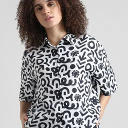 ONLY Abstract Printed Spread Collar Casual Shirt-39