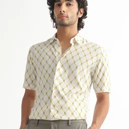 RARE RABBIT Men Braga Checked Spread Collar Cotton Slim Fit Shirt-53