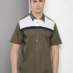 Tommy Hilfiger Colourblocked Pure Cotton Casual Shirt-image-12
