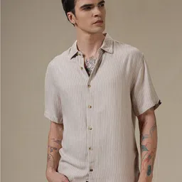 WROGN Spread Collar Short Sleeves Casual Shirt-image-19