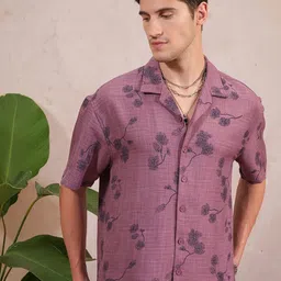 LOCOMOTIVE Premium Self Design Spread Collar Short Sleeves Oversized Opaque Casual Shirt-image-12